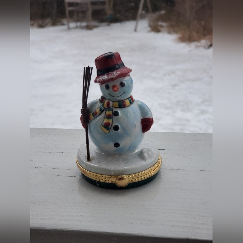 Limoges France Vintage Snowman Hand Painted Poecelin Trinket Box